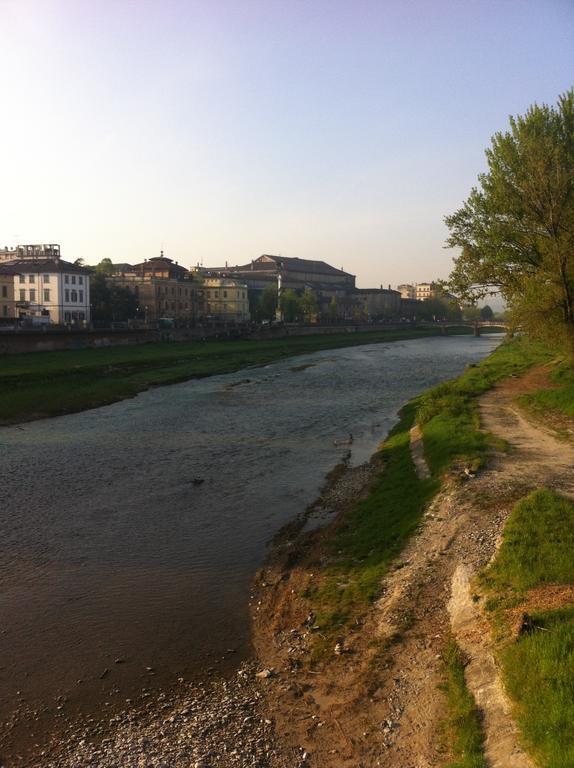 Apartment Ponte Delle Nazioni Parma Szoba fotó